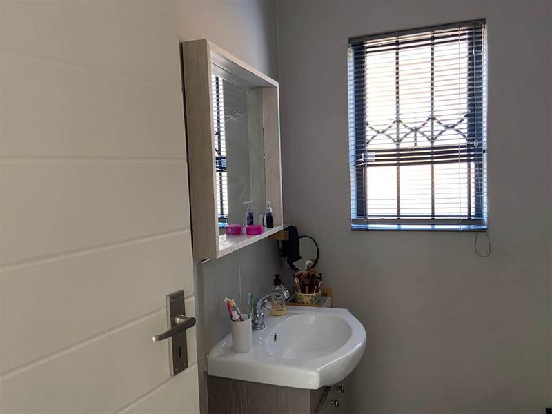 2 Bedroom Property for Sale in Rynfield Gauteng