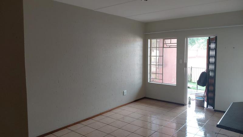 2 Bedroom Property for Sale in Comet Gauteng