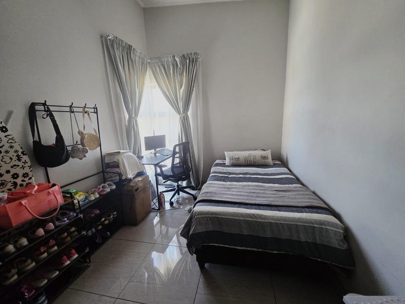 3 Bedroom Property for Sale in Glen Marais Gauteng