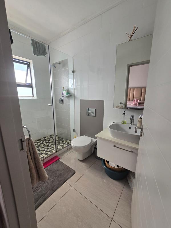 3 Bedroom Property for Sale in Glen Marais Gauteng