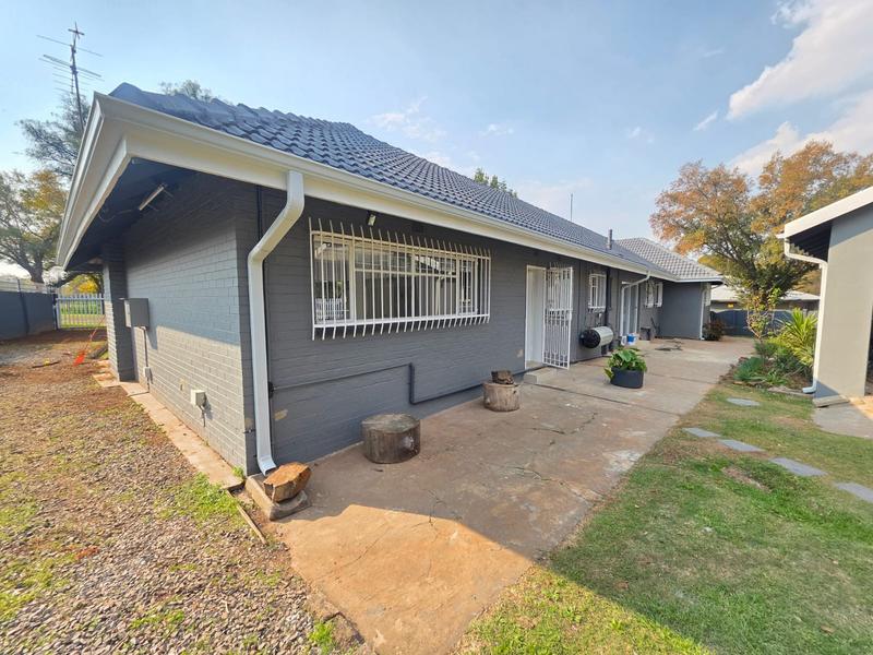 To Let 4 Bedroom Property for Rent in Meyerton Central Gauteng