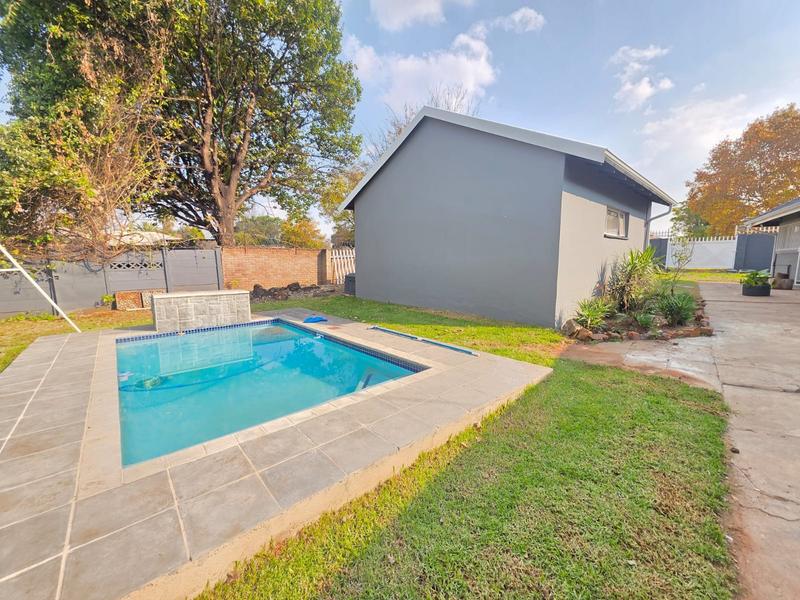 To Let 4 Bedroom Property for Rent in Meyerton Central Gauteng