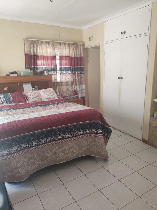 3 Bedroom Property for Sale in Mid Ennerdale Gauteng
