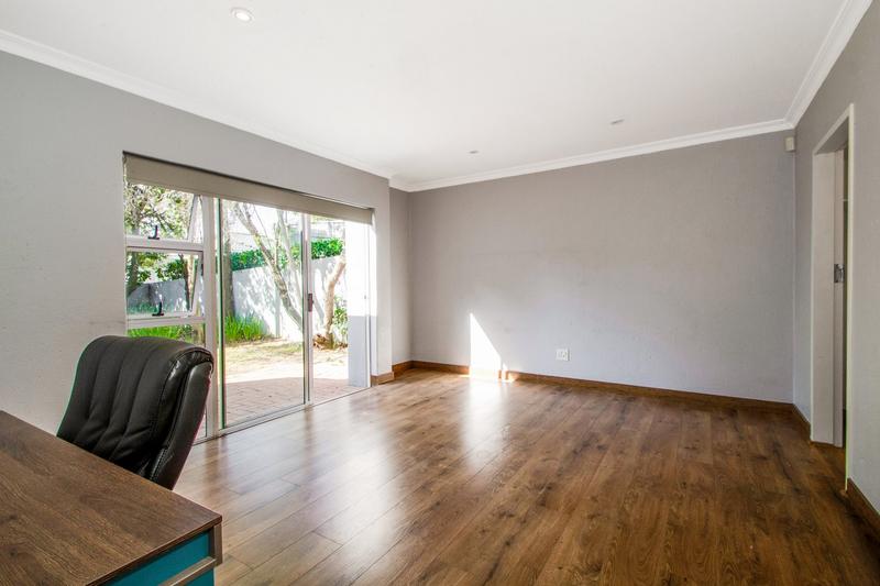 To Let 4 Bedroom Property for Rent in Dainfern Golf Estate Gauteng