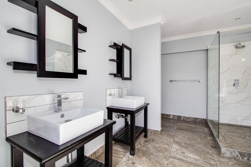 To Let 4 Bedroom Property for Rent in Dainfern Golf Estate Gauteng