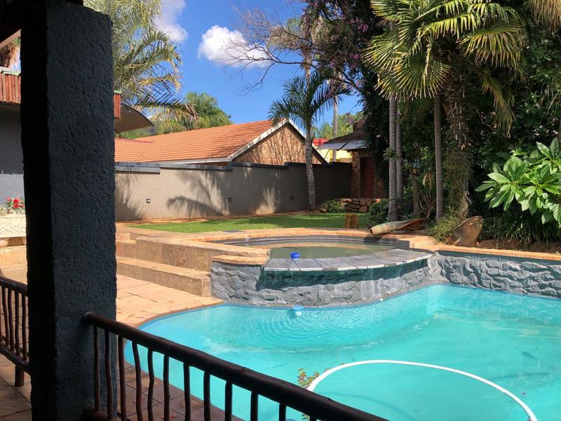 6 Bedroom Property for Sale in Amandasig Gauteng