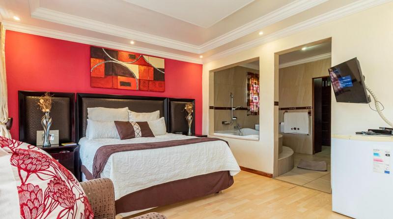 5 Bedroom Property for Sale in Magaliesberg Country Estate Gauteng