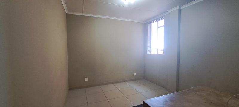 1 Bedroom Property for Sale in Braamfontein Gauteng