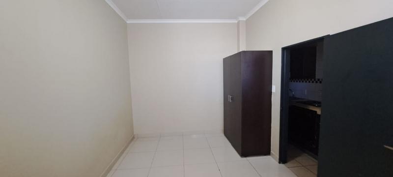 1 Bedroom Property for Sale in Braamfontein Gauteng