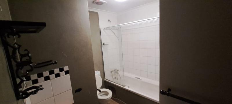 1 Bedroom Property for Sale in Braamfontein Gauteng