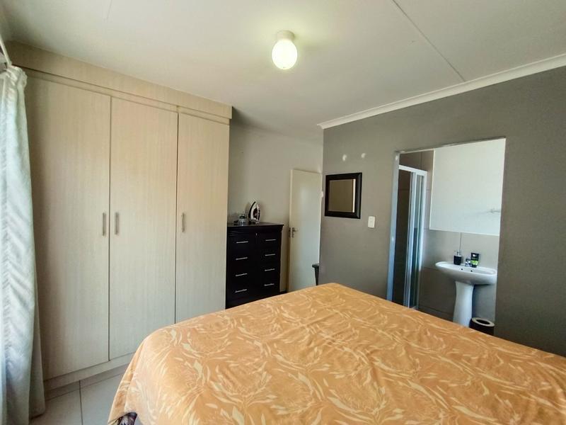 3 Bedroom Property for Sale in Heatherview Gauteng