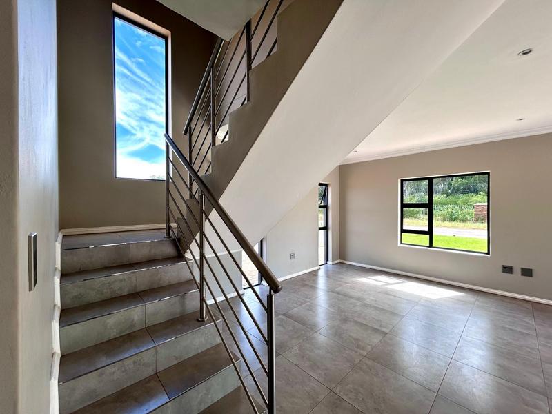 3 Bedroom Property for Sale in Heatherview Gauteng
