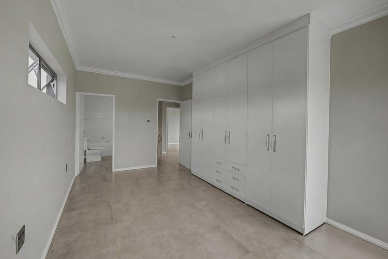 3 Bedroom Property for Sale in Heatherview Gauteng