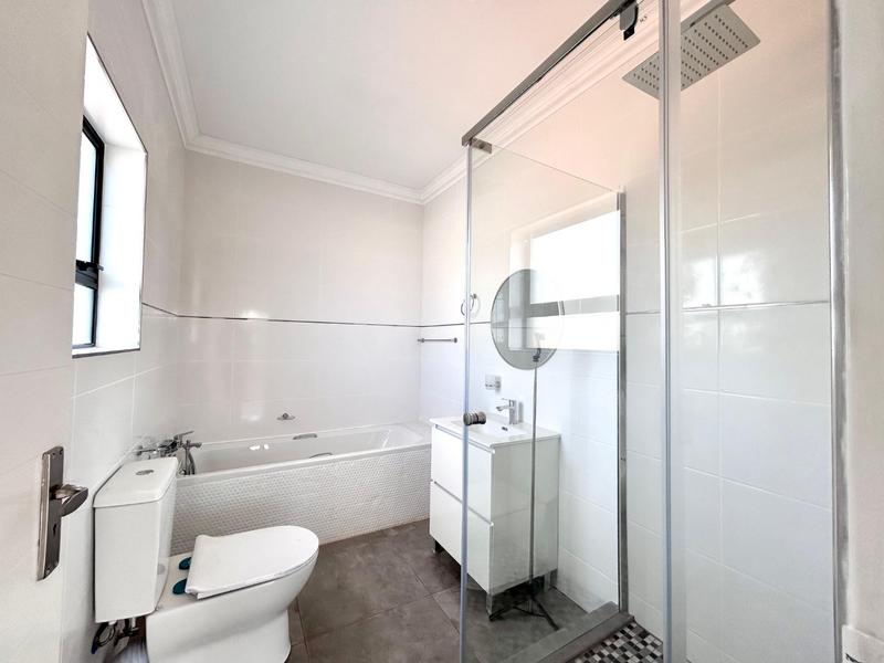 3 Bedroom Property for Sale in Heatherview Gauteng