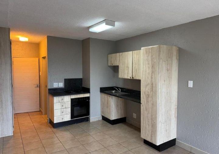 1 Bedroom Property for Sale in Hillcrest Gauteng