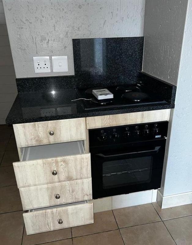 1 Bedroom Property for Sale in Hillcrest Gauteng