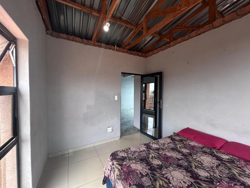 5 Bedroom Property for Sale in Klipfontein Gauteng