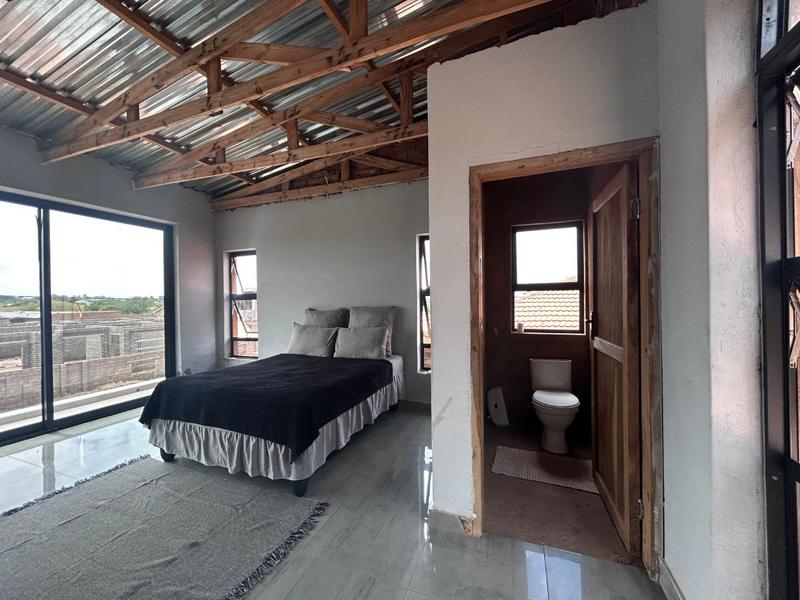 5 Bedroom Property for Sale in Klipfontein Gauteng