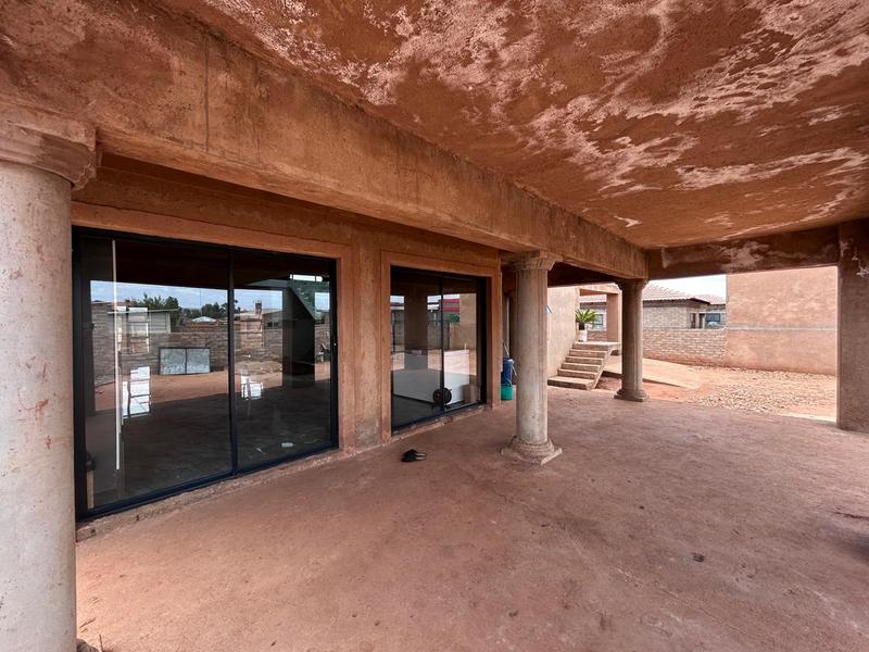 5 Bedroom Property for Sale in Klipfontein Gauteng