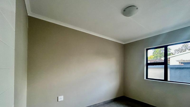 2 Bedroom Property for Sale in Pretoria North Gauteng