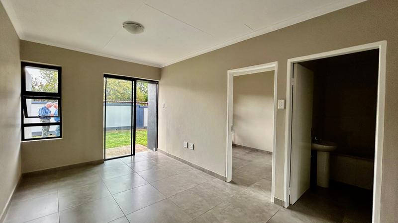 2 Bedroom Property for Sale in Pretoria North Gauteng