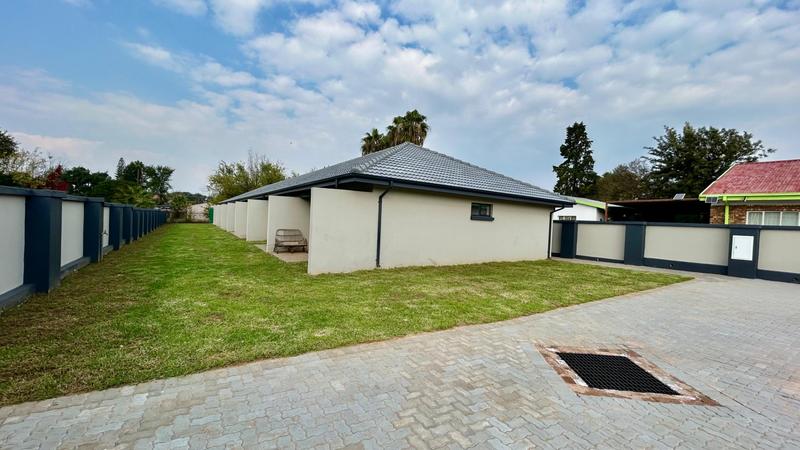 2 Bedroom Property for Sale in Pretoria North Gauteng