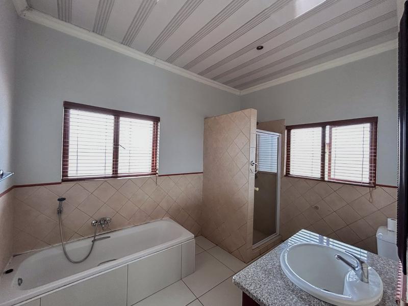 5 Bedroom Property for Sale in Savannah Country Estate Gauteng