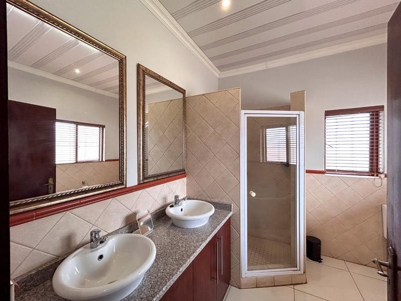 5 Bedroom Property for Sale in Savannah Country Estate Gauteng