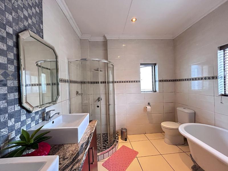 5 Bedroom Property for Sale in Savannah Country Estate Gauteng