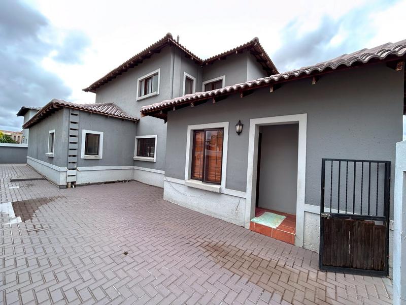 5 Bedroom Property for Sale in Savannah Country Estate Gauteng