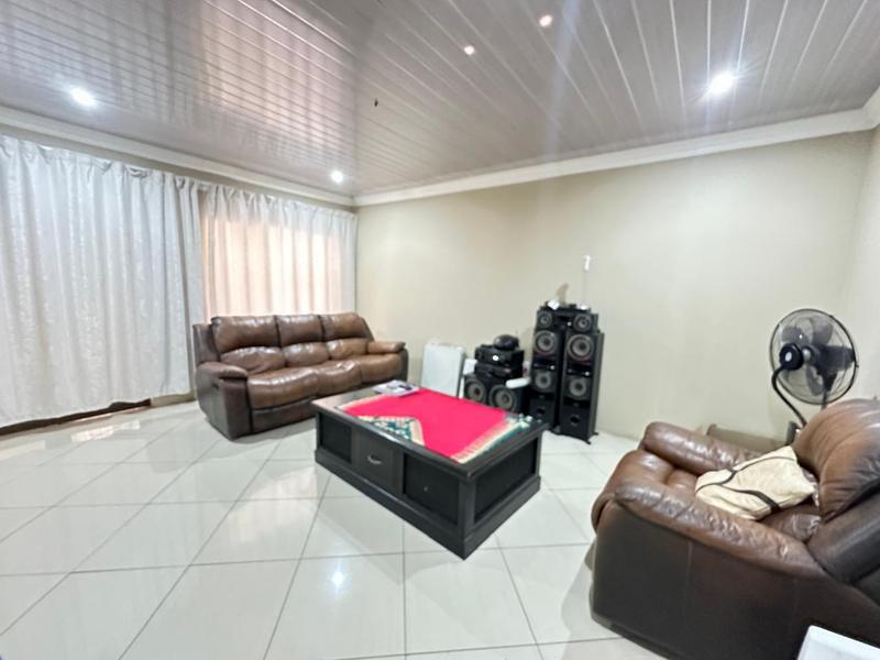 5 Bedroom Property for Sale in Savannah Country Estate Gauteng