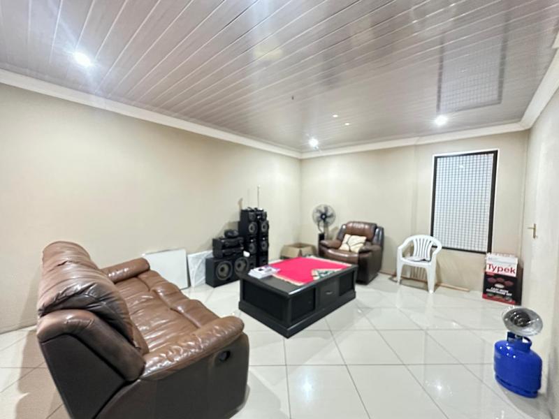 5 Bedroom Property for Sale in Savannah Country Estate Gauteng