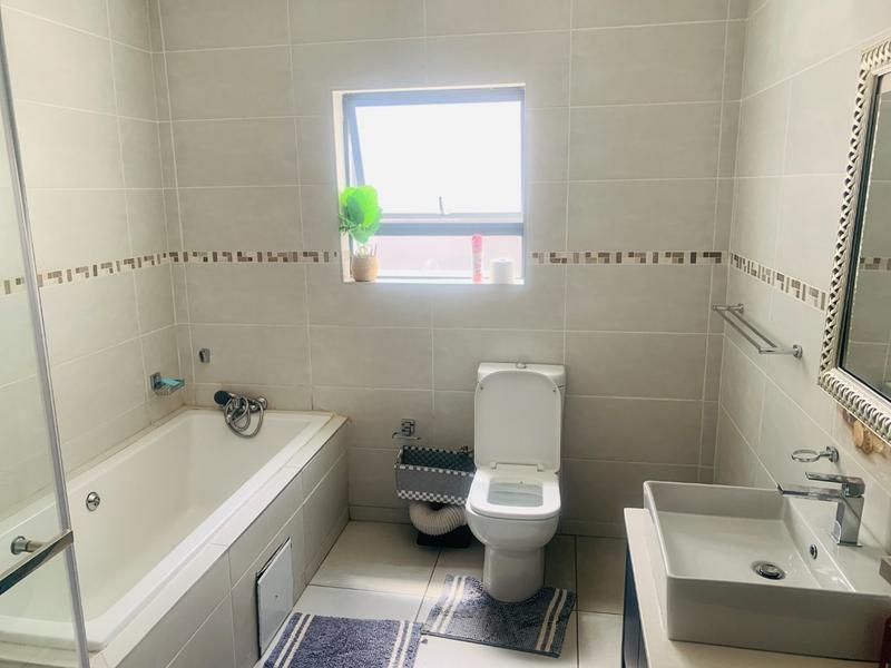 5 Bedroom Property for Sale in Savannah Country Estate Gauteng