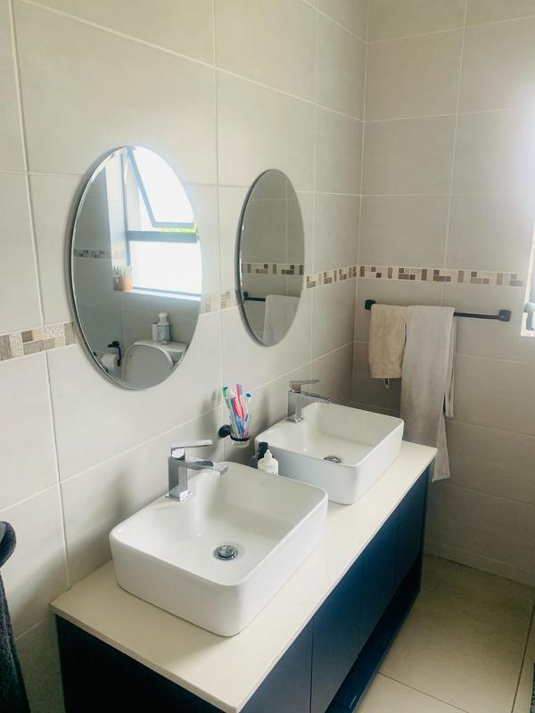 5 Bedroom Property for Sale in Savannah Country Estate Gauteng