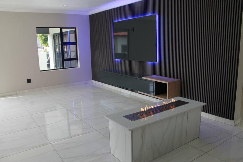 5 Bedroom Property for Sale in Savannah Country Estate Gauteng