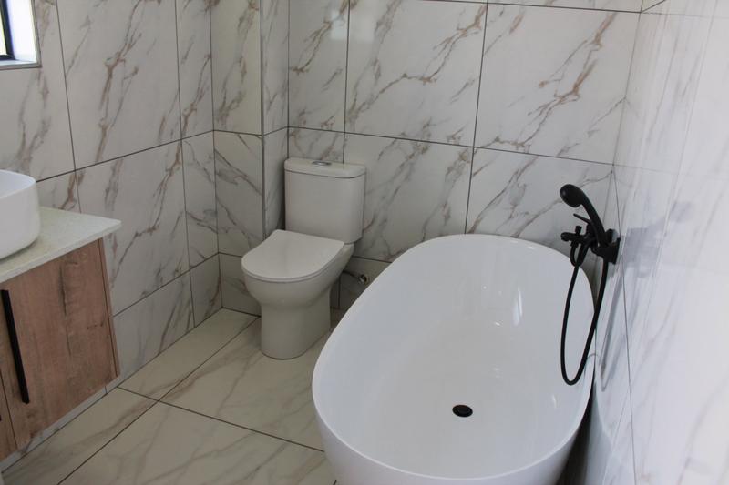 5 Bedroom Property for Sale in Savannah Country Estate Gauteng