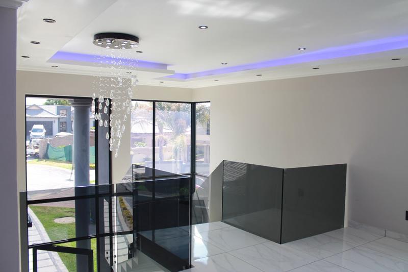 5 Bedroom Property for Sale in Savannah Country Estate Gauteng