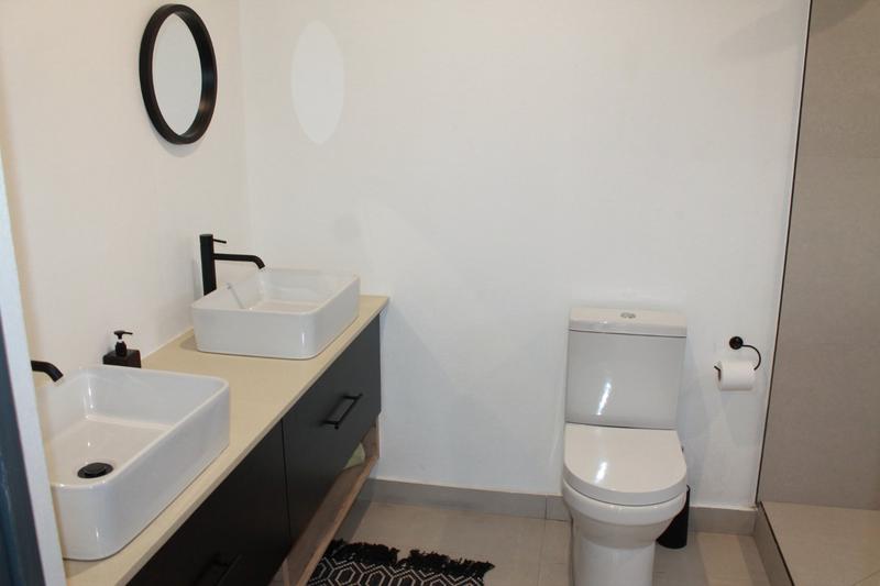 5 Bedroom Property for Sale in Savannah Country Estate Gauteng