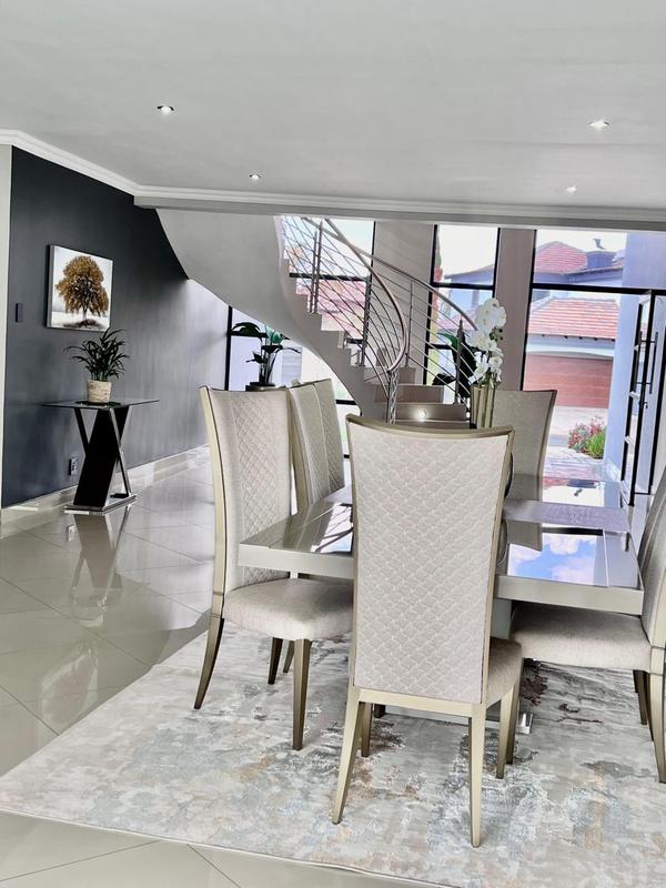 8 Bedroom Property for Sale in Savannah Country Estate Gauteng