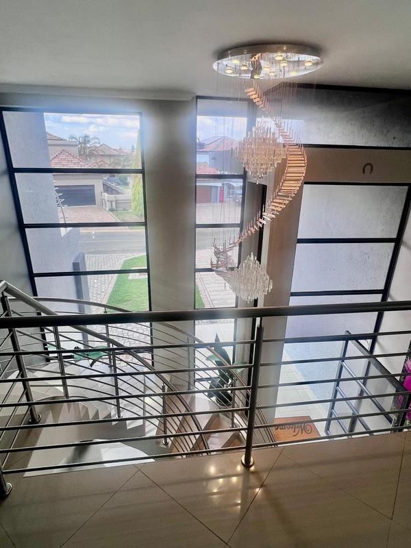8 Bedroom Property for Sale in Savannah Country Estate Gauteng
