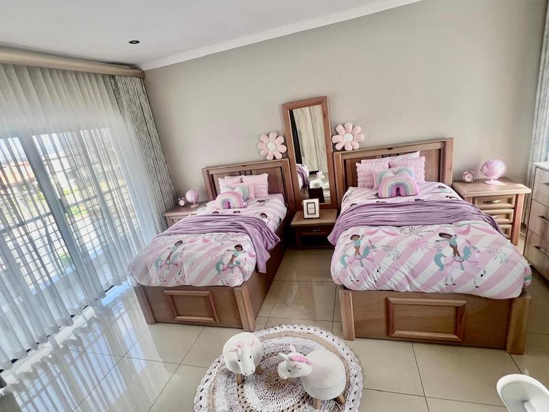 8 Bedroom Property for Sale in Savannah Country Estate Gauteng