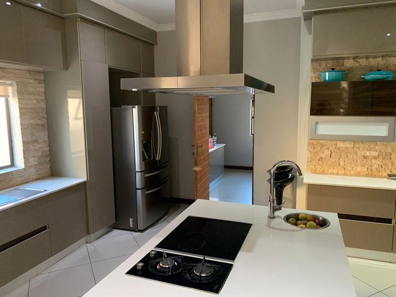 6 Bedroom Property for Sale in Savannah Country Estate Gauteng