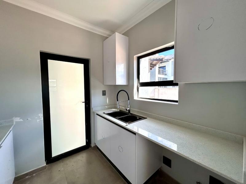 5 Bedroom Property for Sale in Savannah Country Estate Gauteng