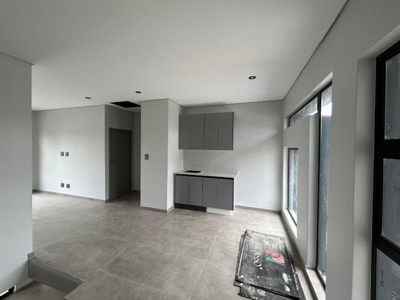 5 Bedroom Property for Sale in Savannah Country Estate Gauteng