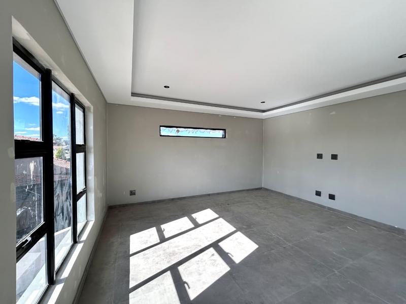 5 Bedroom Property for Sale in Savannah Country Estate Gauteng