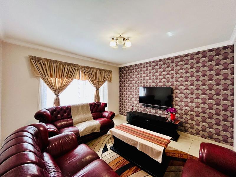 6 Bedroom Property for Sale in Savannah Country Estate Gauteng