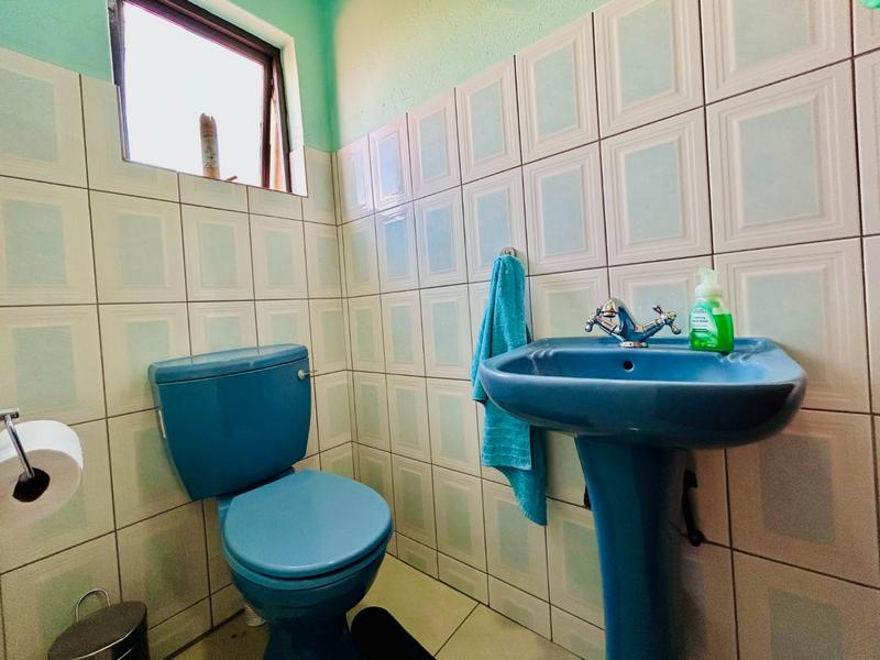 6 Bedroom Property for Sale in Savannah Country Estate Gauteng