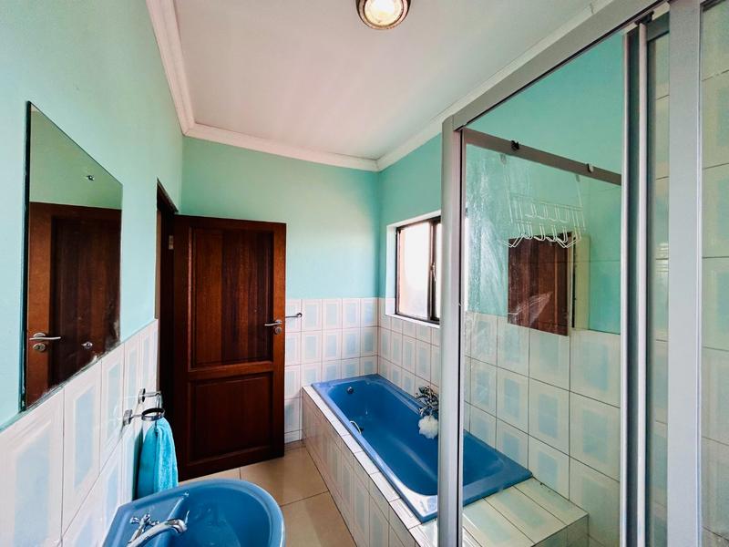 6 Bedroom Property for Sale in Savannah Country Estate Gauteng