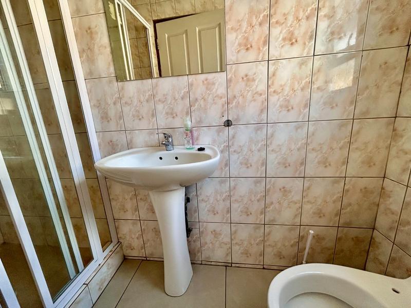 6 Bedroom Property for Sale in Savannah Country Estate Gauteng