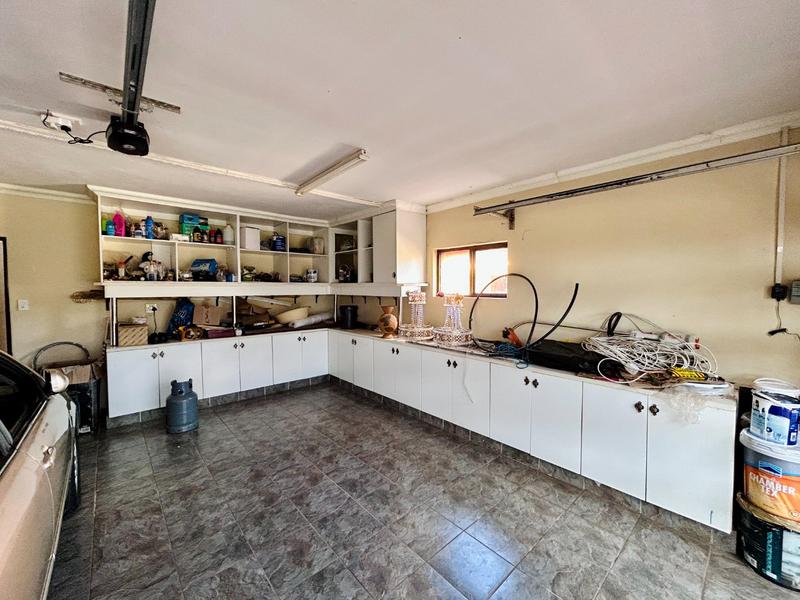6 Bedroom Property for Sale in Savannah Country Estate Gauteng